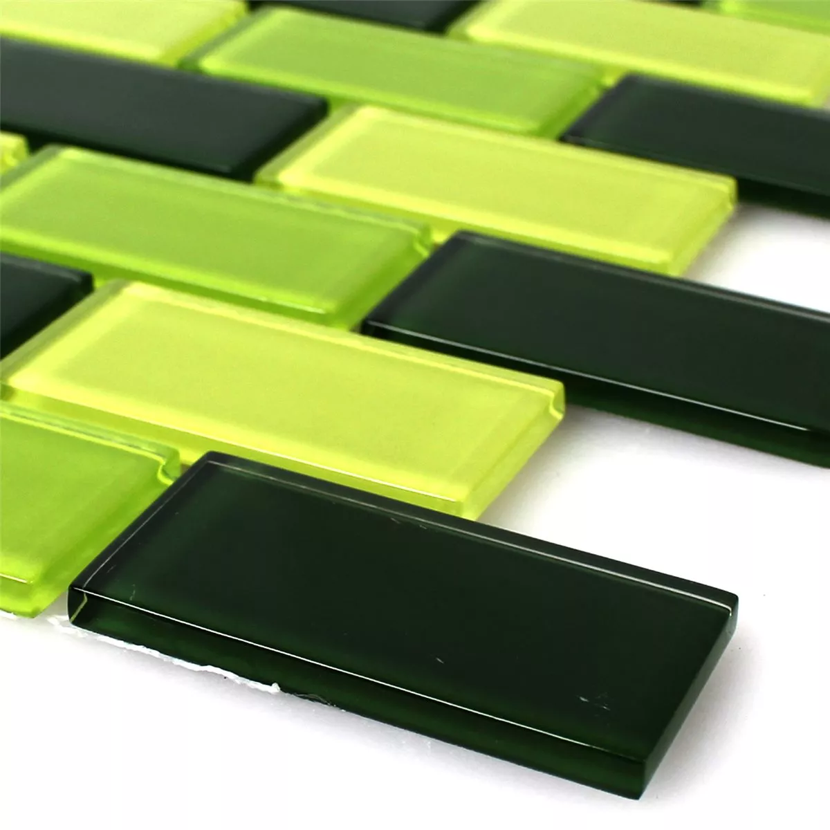 Glass Mosaikk Fliser 25x50x4mm Madagascar Glass Mosaikk Fliser 25x50x4mm Madagascar