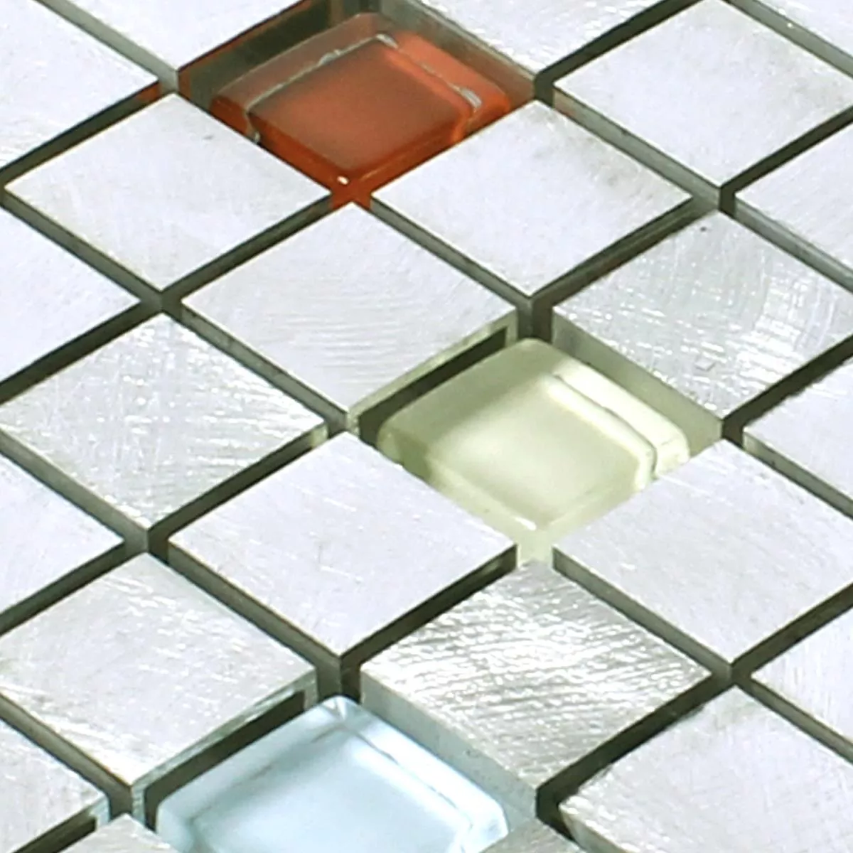 Mønster fra Mosaikkfliser Lissabon Aluminium Glass Mix Farget