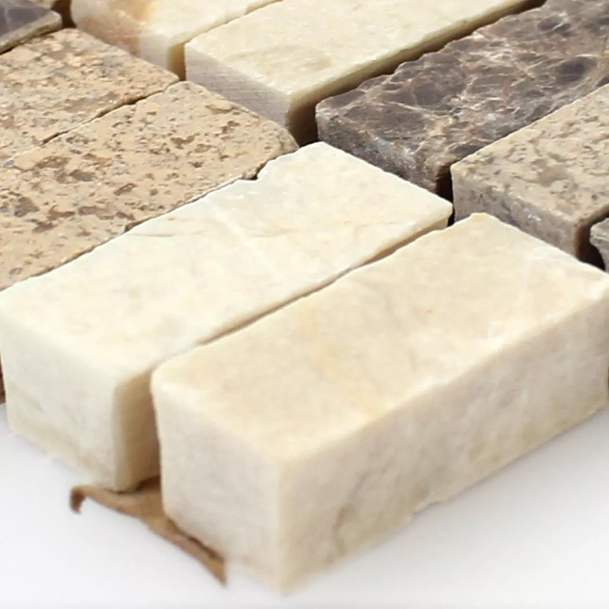 Mønster fra Mosaikkfliser Zoltan Beige Crema Emperador Stang