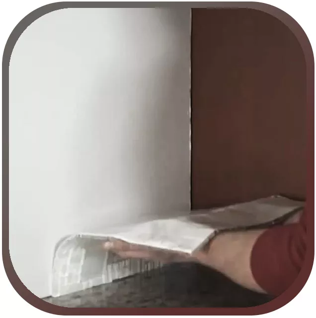 Legging av selvklebende mosaikk Legging av selvklebende mosaikk